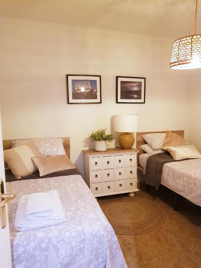Lovely 2 Bedroom Apartment Close To Denia Castle. Exteriör bild